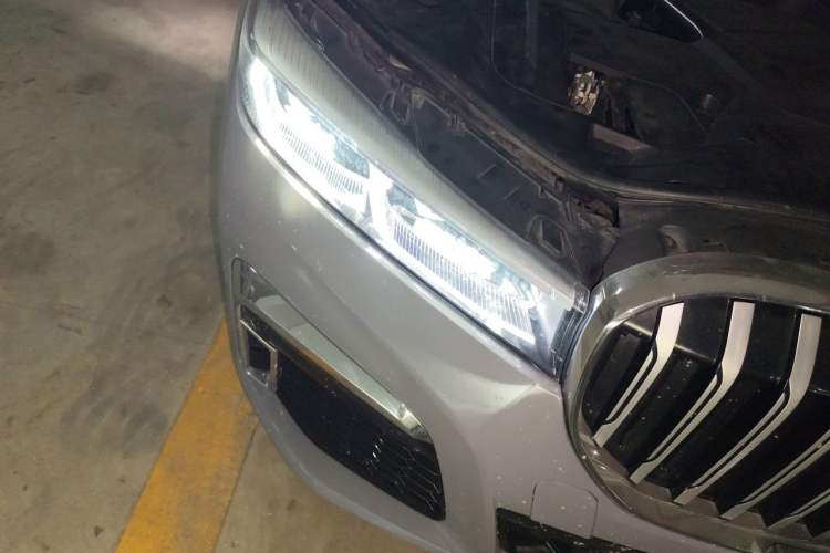Used BMW 7 Series 2021 730Li M Sport Package Right Front Headlight