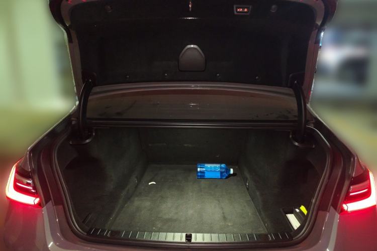 Used BMW 7 Series 2021 730Li M Sport Package Trunk