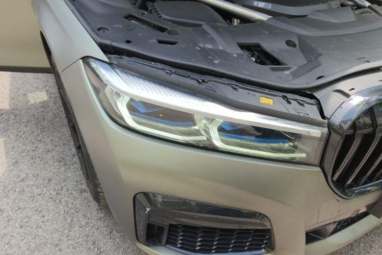 Used BMW 7 Series 2021 740Li xDrive Executive M Sport Package Right Front Headlight