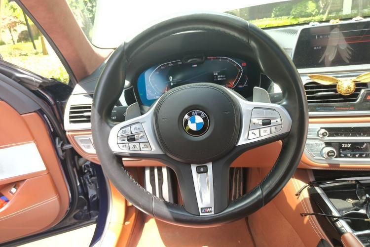 Used BMW 7 Series 2021 740Li xDrive Executive M Sport Package Steering Wheel