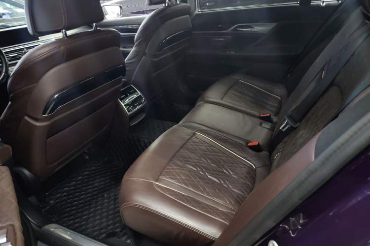Used BMW 7 Series 2021 740Li Leading Model M Sport Package Interior 4