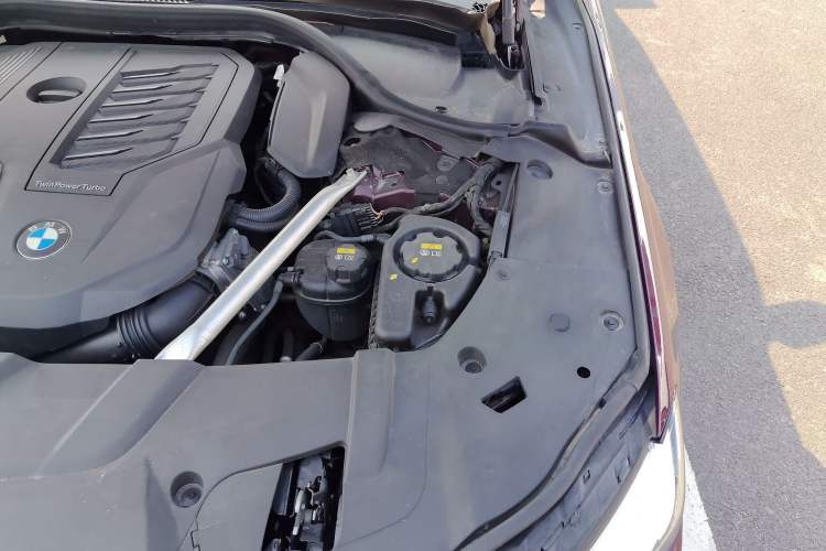 Used BMW 7 Series 2021 740Li xDrive Executive Luxury Package Engine Bay Left