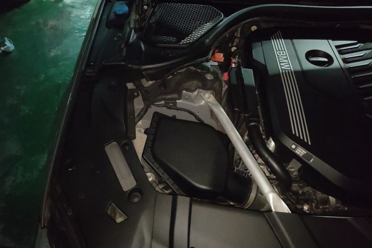 Used BMW 7 Series 2021 740Li xDrive Executive M Sport Package Engine Bay Right