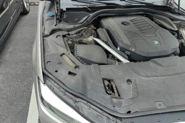 Used BMW 7 Series 2021 740Li Leading Edition Luxury Package Engine Bay Right