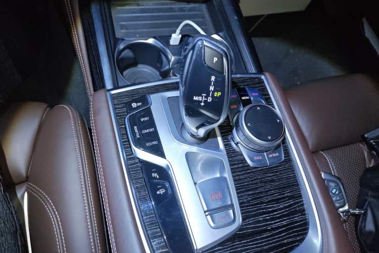 Used BMW 7 Series 2021 730Li M Sport Package Gear Lever