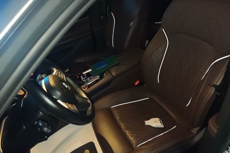 Used BMW 7 Series 2021 730Li M Sport Package Left Front Seat