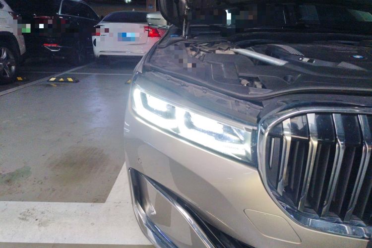 Used BMW 7 Series 2021 740Li Leading Edition Luxury Package Right Front Headlight