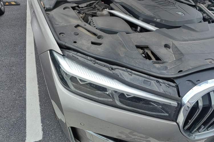 Used BMW 7 Series 2021 740Li Leading Edition Luxury Package Right Front Headlight