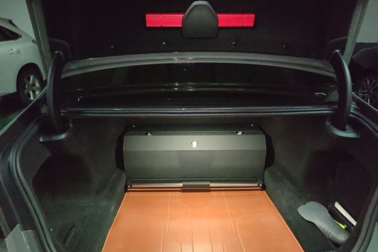 Used BMW 7 Series 2021 740Li xDrive Executive M Sport Package Trunk
