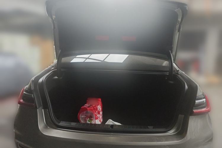 Used BMW 7 Series 2021 740Li Leading Model M Sport Package Trunk