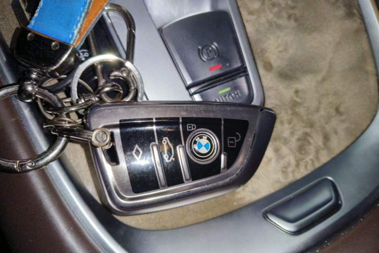 Used BMW 7 Series 2021 740Li Leading Edition Luxury Package Vehicle Key