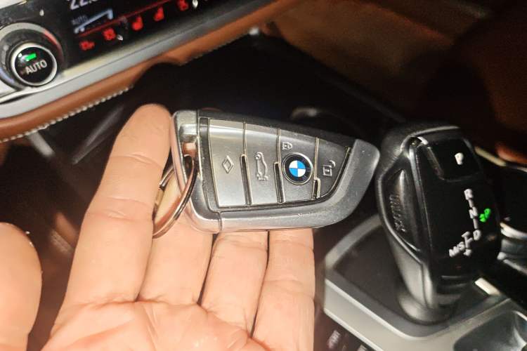 Used BMW 7 Series 2021 740Li xDrive Executive Luxury Package Vehicle Key