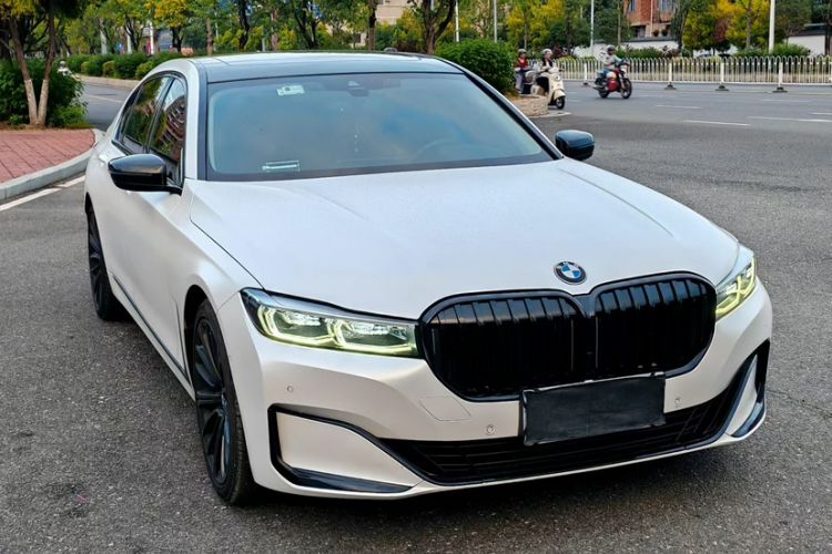 Used BMW 7 Series 2021 740Li Leading Edition Luxury Package Exterior 2