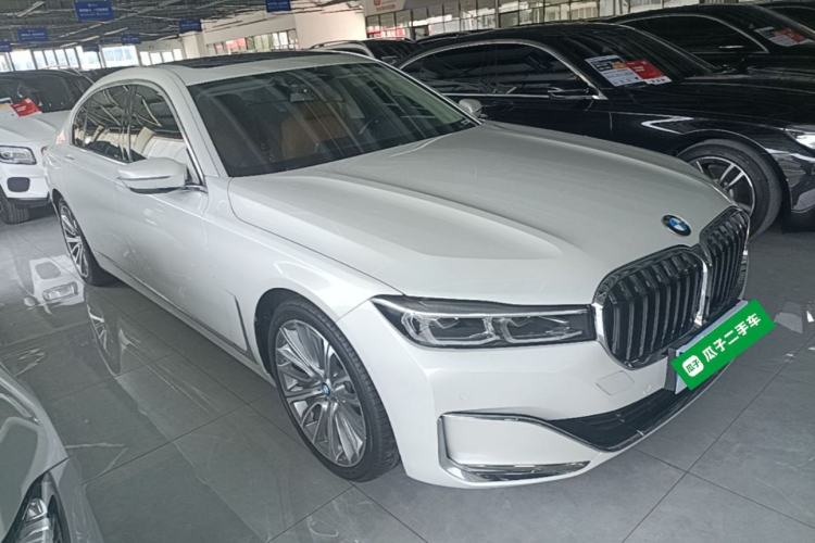 Used BMW 7 Series 2021 740Li Leading Edition Luxury Package Front Right 45 Deg