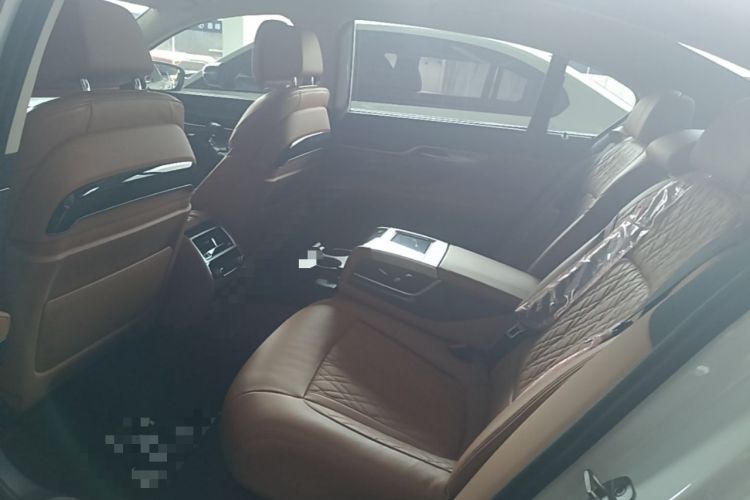 Used BMW 7 Series 2021 740Li Leading Edition Luxury Package Left Rear Seat