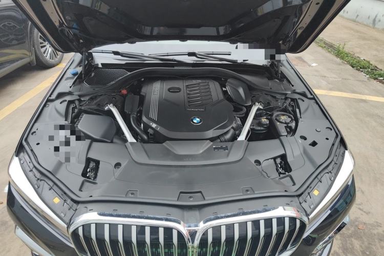 Used BMW 7 Series 2022 740Li xDrive Executive M Sport Package Engine Bay