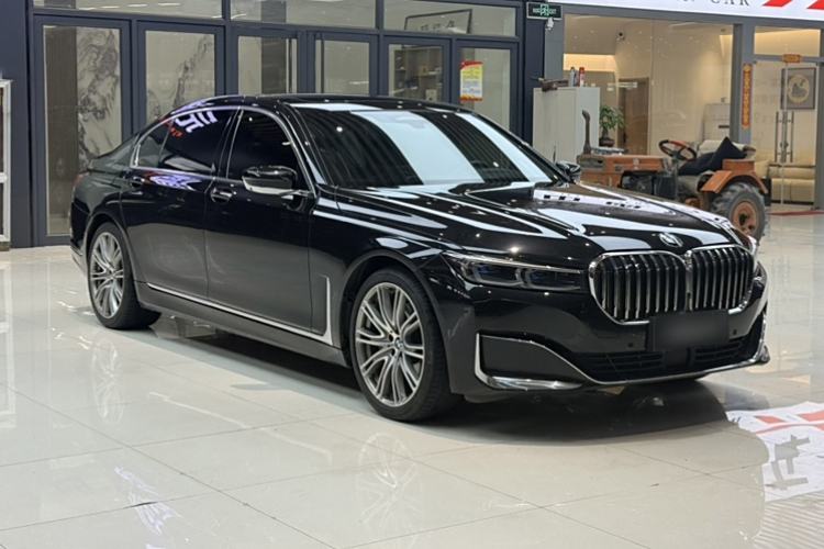 Used BMW 7 Series 2022 740Li xDrive Executive Luxury Package Exterior 2