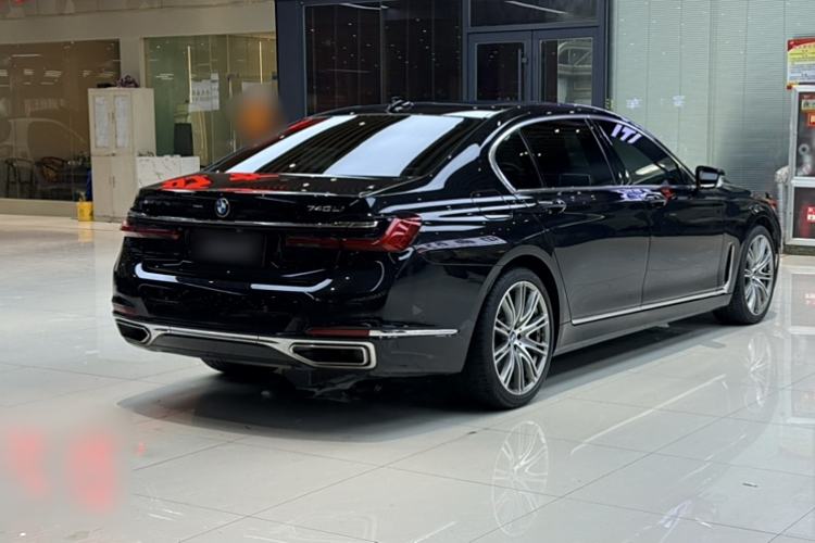 Used BMW 7 Series 2022 740Li xDrive Executive Luxury Package Exterior 5