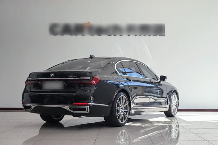 Used BMW 7 Series 2022 740Li xDrive Executive Luxury Package Exterior 6