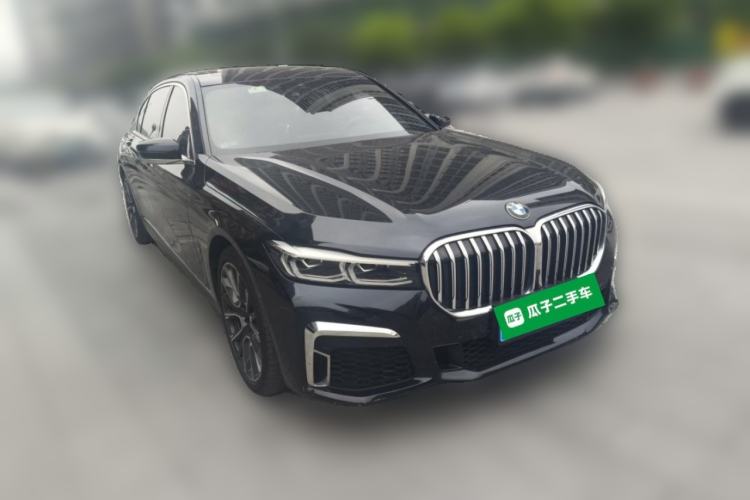 Used BMW 7 Series 2022 740Li Luxury Edition M Sport Package Front Right 45 Deg