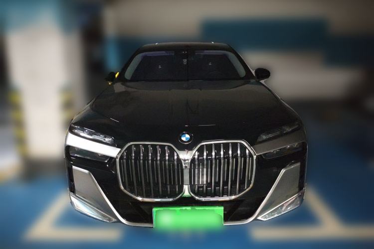 Used BMW 7 Series 2022 740Li Luxury Edition M Sport Package Front
