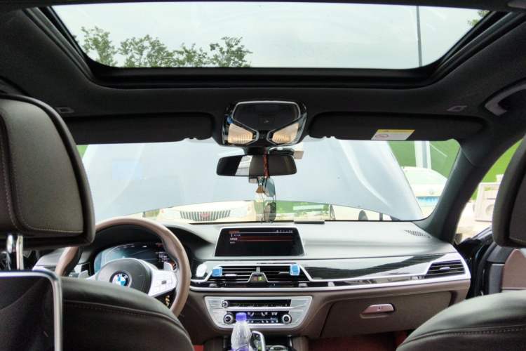 Used BMW 7 Series 2022 740Li Luxury Edition M Sport Package Headliner
