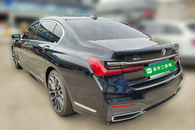 Used BMW 7 Series 2022 740Li xDrive Executive M Sport Package Rear Left 45 Deg