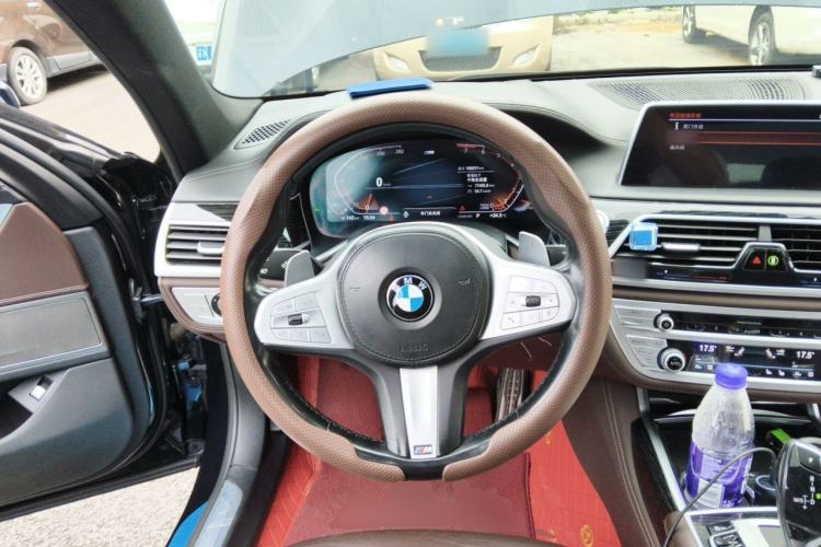 Used BMW 7 Series 2022 740Li Luxury Edition M Sport Package Steering Wheel