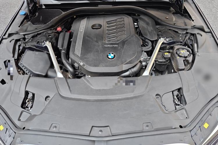 Used BMW 7 Series 2022 740Li xDrive Executive Luxury Package Engine Bay