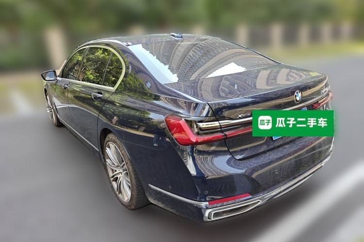 Used BMW 7 Series 2022 740Li xDrive Executive Luxury Package Rear Left 45 Deg
