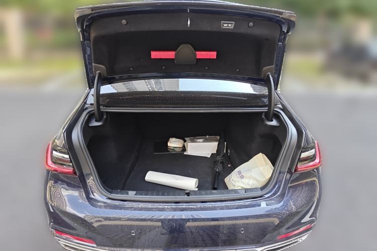 Used BMW 7 Series 2022 740Li xDrive Executive Luxury Package Trunk