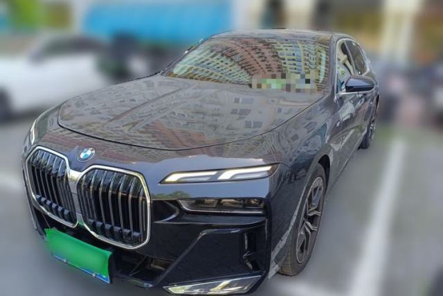 Used BMW 7 Series 2023 735Li M Sport Package