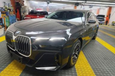 Used BMW 7 Series 2023 735Li M Sport Package
