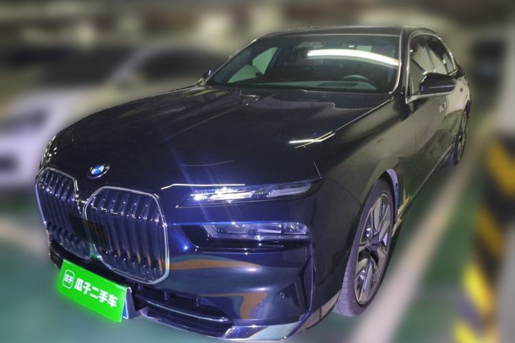 Used BMW 7 Series 2023 740Li Luxury Edition with Premium Package Guazi used car, China used car export, Used car for sale, Used cars, Cheapest cars for sale