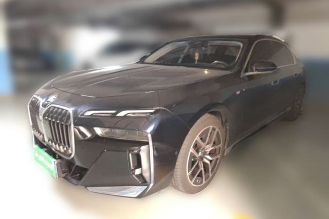 Used BMW 7 Series 2023 735Li M Sport Package
