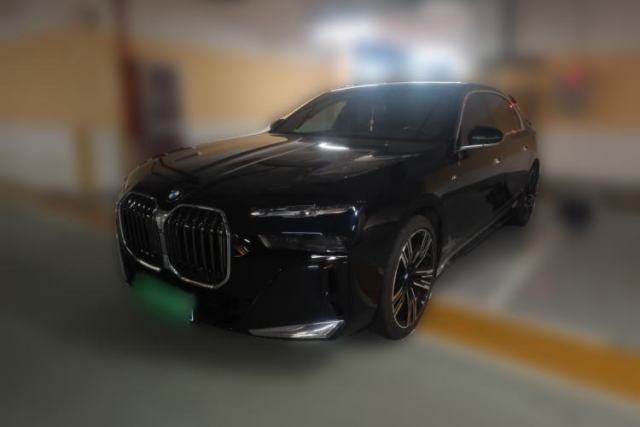 Used BMW 7 Series 2023 740Li Luxury Edition M Sport Package