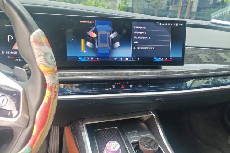 Used BMW 7 Series 2023 740Li Luxury Edition with Premium Package Audio And AC Panel