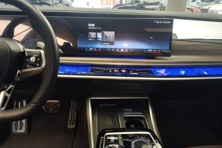 Used BMW 7 Series 2023 740Li Leading Model M Sport Package Audio And AC Panel
