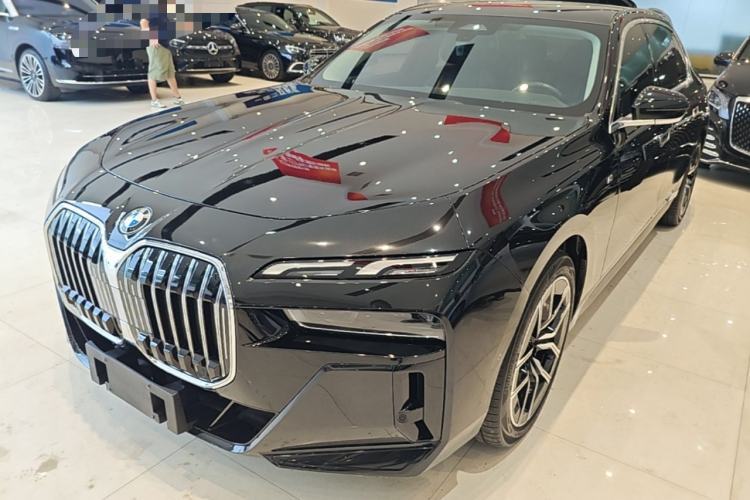 BMW 7 Series 2023 735Li M Sport Package usata Guazi used car, China used car export, Used car for sale, Used  cars, Cheapest cars for sale