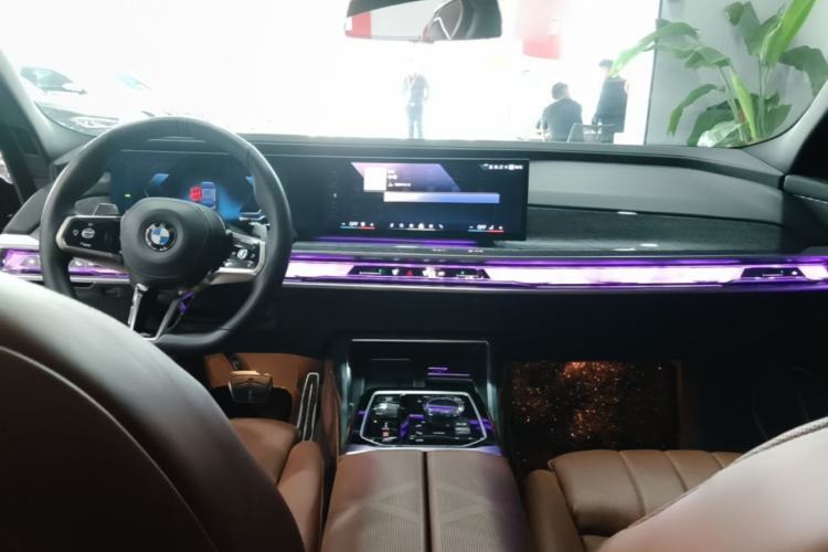 Used BMW 7 Series 2023 Restyled 740Li Luxury Edition M Sport Package Center Console