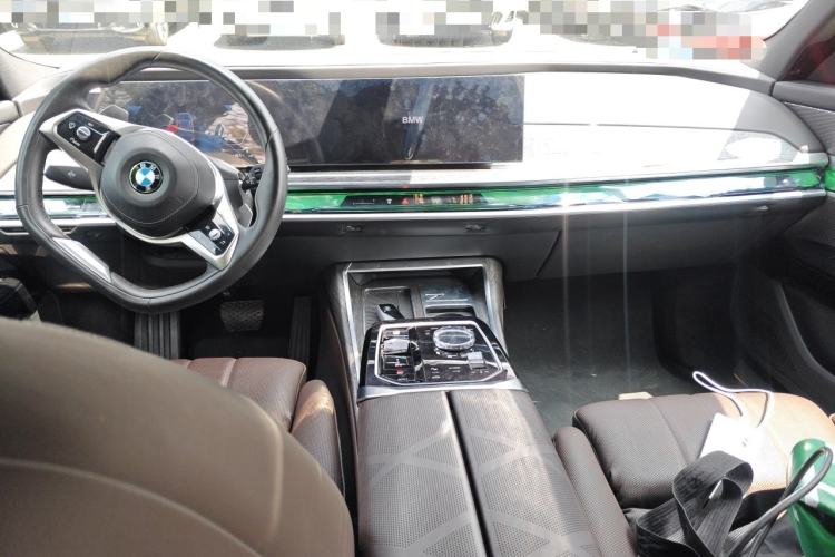 Used BMW 7 Series 2023 740Li Luxury Edition with Premium Package Center Console