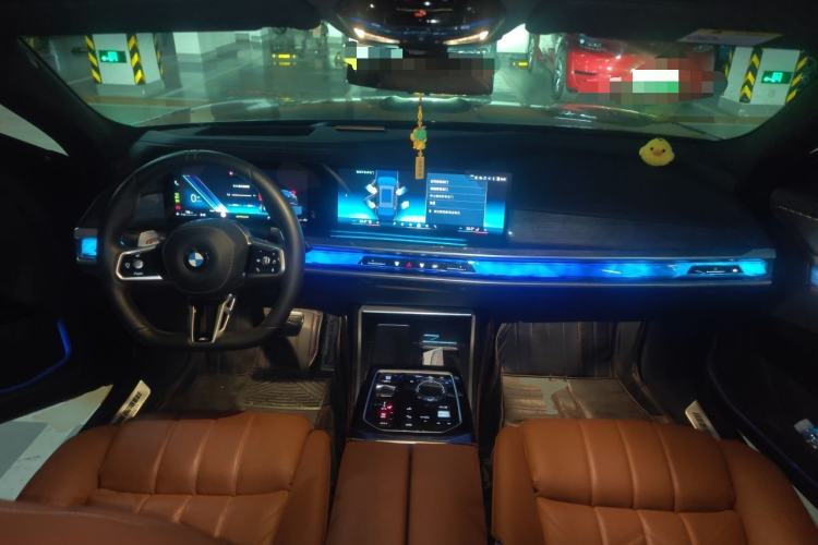 Used BMW 7 Series 2023 740Li Luxury Edition M Sport Package Center Console