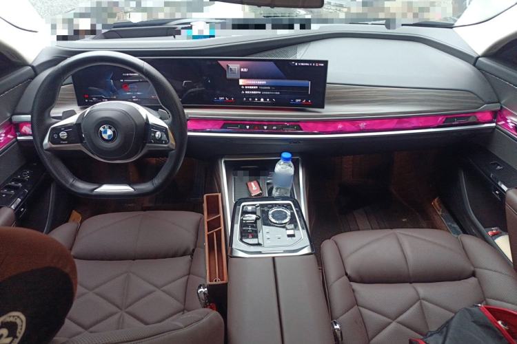Used BMW 7 Series 2023 740Li Leading Edition Luxury Package Center Console