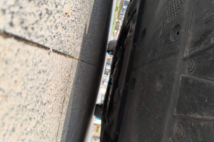 Used BMW 7 Series 2023 735Li M Sport Package Chassis Front