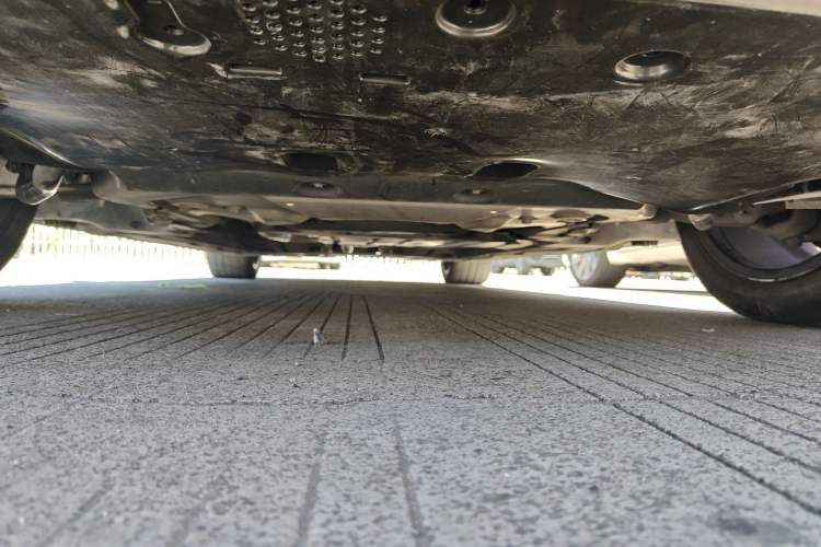 Used BMW 7 Series 2023 735Li M Sport Package Chassis Front