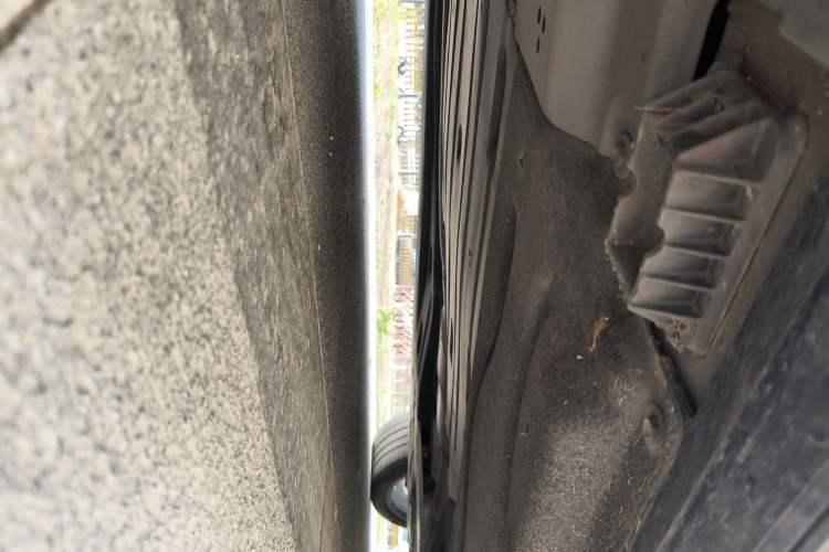 Used BMW 7 Series 2023 735Li M Sport Package Chassis Front Left