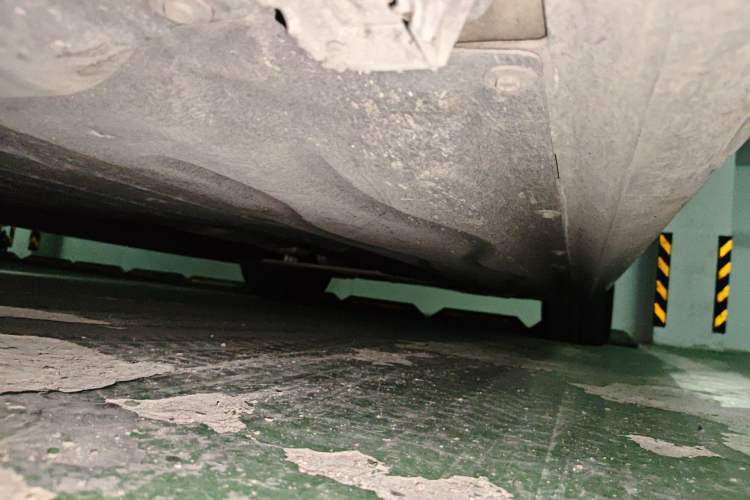 Used BMW 7 Series 2023 735Li M Sport Package Chassis Front Left