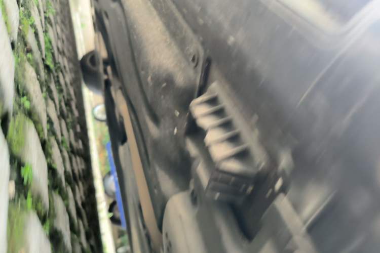 Used BMW 7 Series 2023 735Li M Sport Package Chassis Front Right