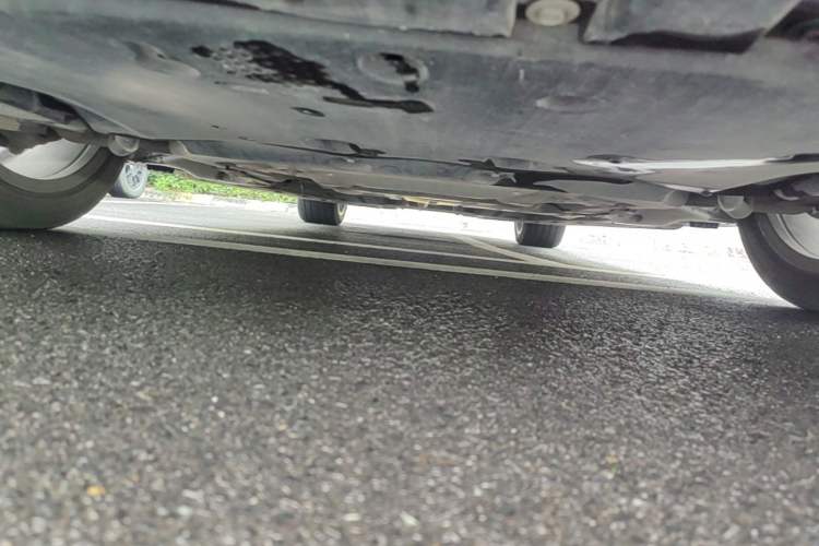 Used BMW 7 Series 2023 735Li M Sport Package Chassis Front
