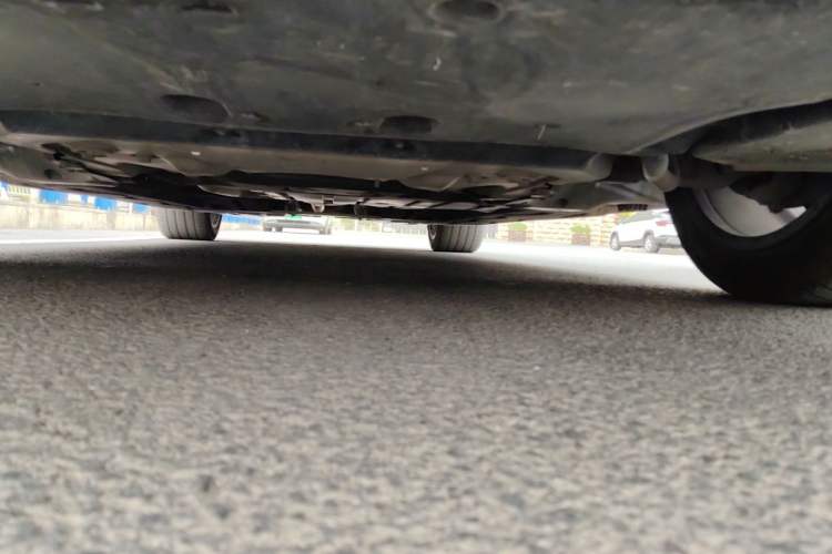 Used BMW 7 Series 2023 735Li M Sport Package Chassis Front